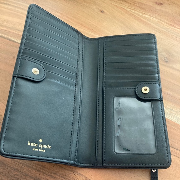 Brand New Cameron St Large Stacy Wallet - Picture 3 of 3